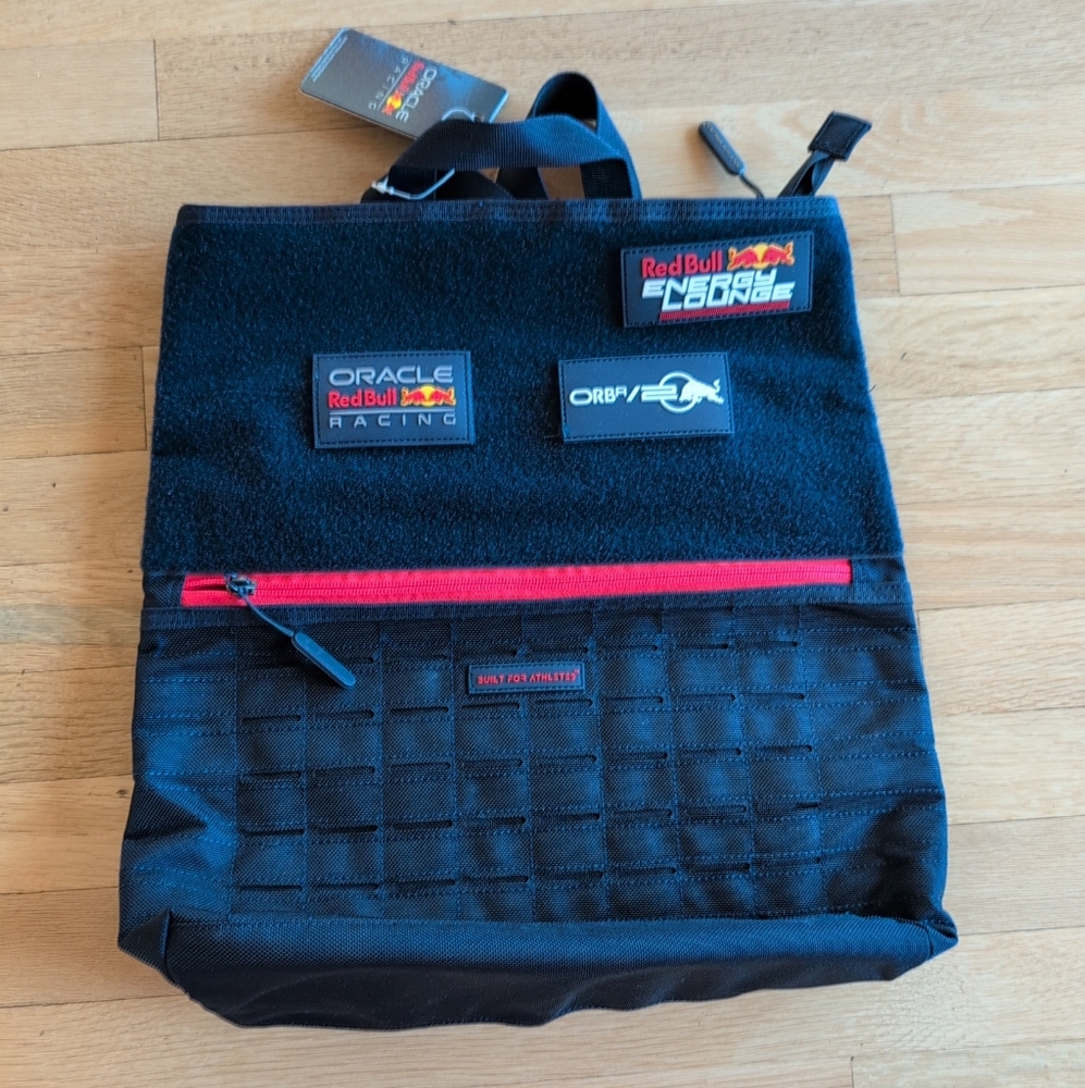 Oracle Red Bull Racing Backpack NWT Energy Lounge Formula 1